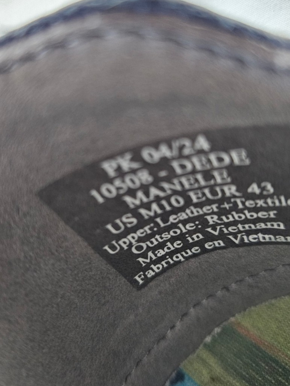 OluKai Manele Men's Breathable Golf Shoes - Picture 7 of 7